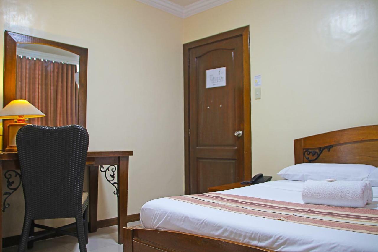 World View Pension House Dumaguete City Екстер'єр фото